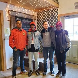 Meet your Posher, Derek